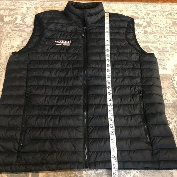 Oakley Men's Black Puffer Vest - Picture 2 of 5